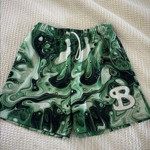 Green Swirl Patterned BucketSquad (BKTSQD) shorts youth XL